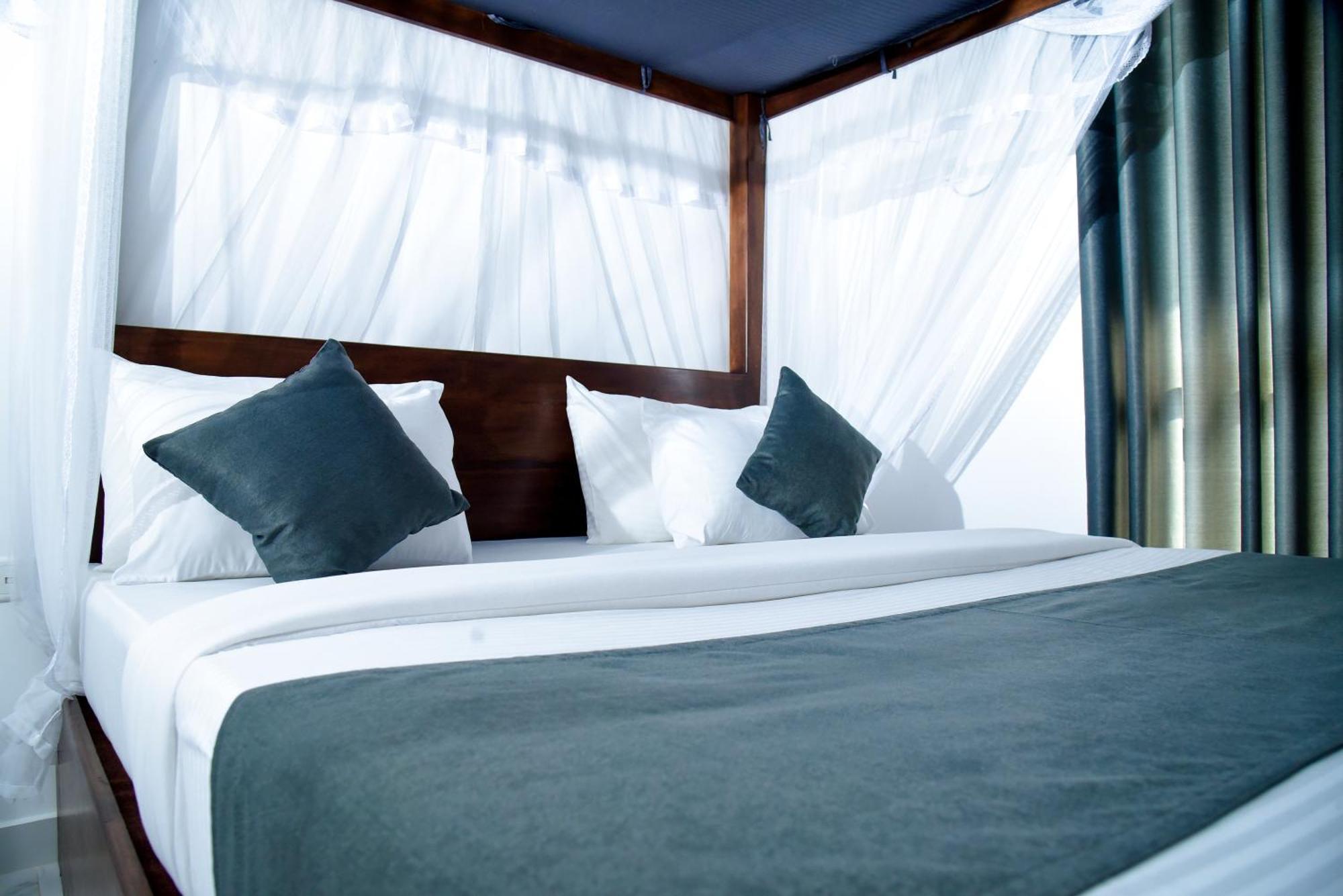 Ever Breeze Ella Hotel Extérieur photo