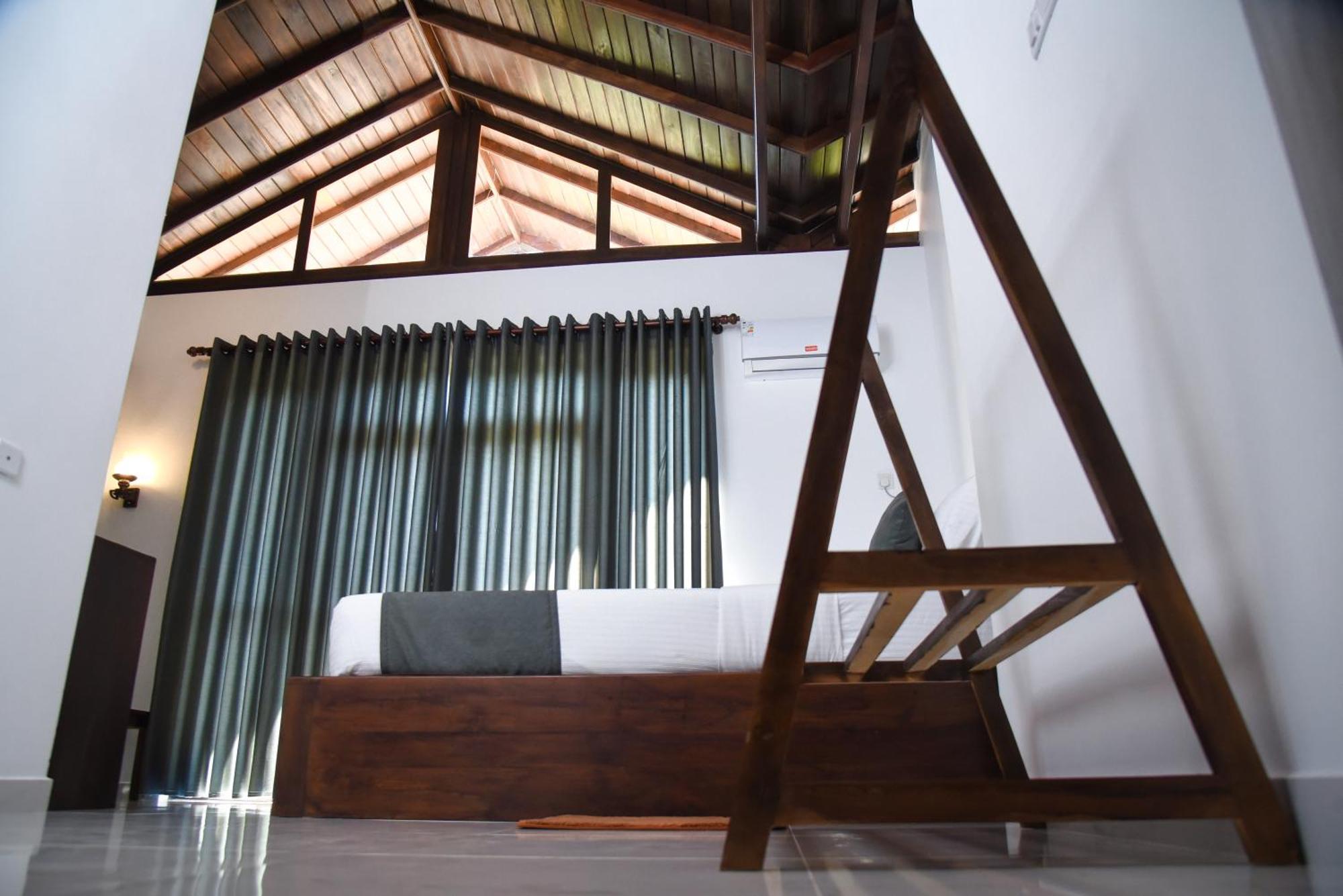 Ever Breeze Ella Hotel Extérieur photo